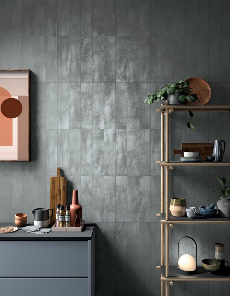 LEMMY_LY09_15x60_Still_life