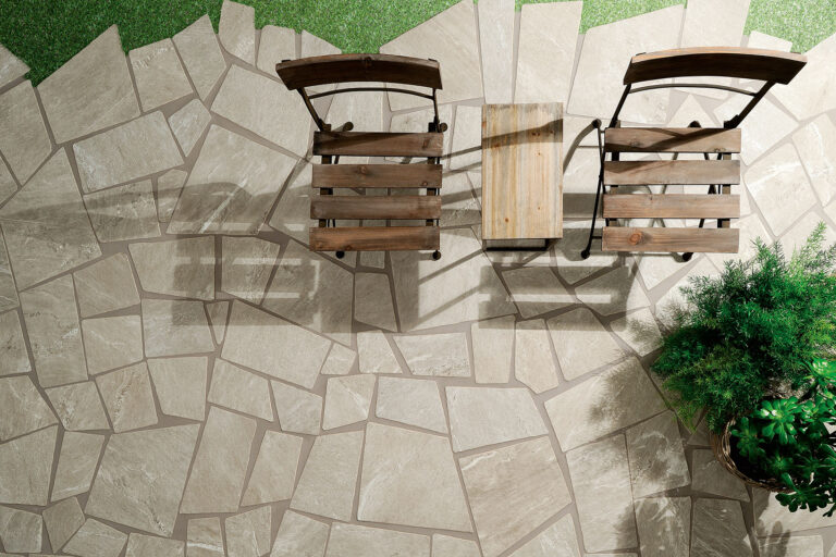 Gres-porcellanato-effetto-pietra_Ceramiche-Coem_Cardoso_Beige-Palladiana-Strutturato-Burattato-1