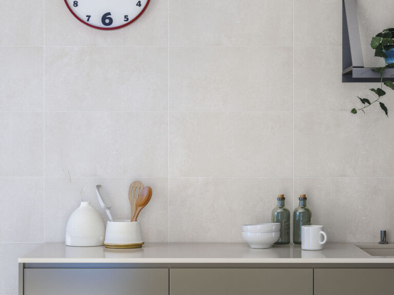 QYMH479BI57298_NEUTRA_7_G_AMBIENTE_DETALLE_NEUTRA_WHITE_31_5X60_COCINA_IMD